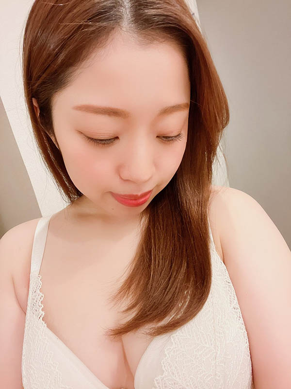 【ACR扑克】长泽里实(SYK-007) 坐地能吸土？！熟女姐姐身材娇小战力超强…G乳肥美臀肉欲体超能干～