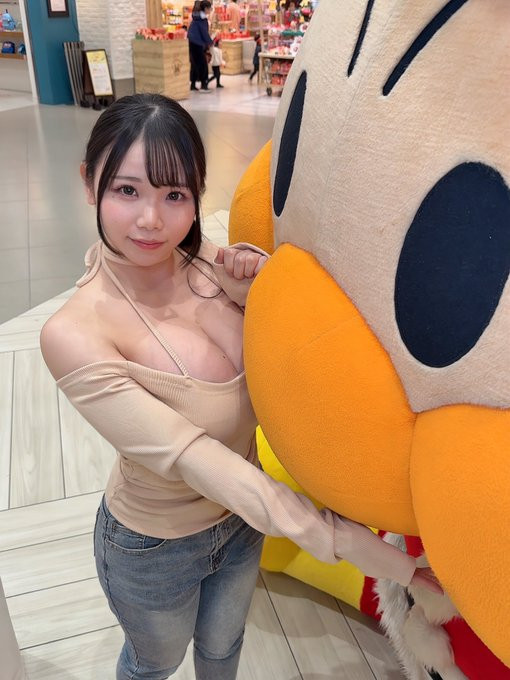 【ACR扑克】恋川小桃(恋川こもも)出道作品番号及封面，恋川小桃个人简介