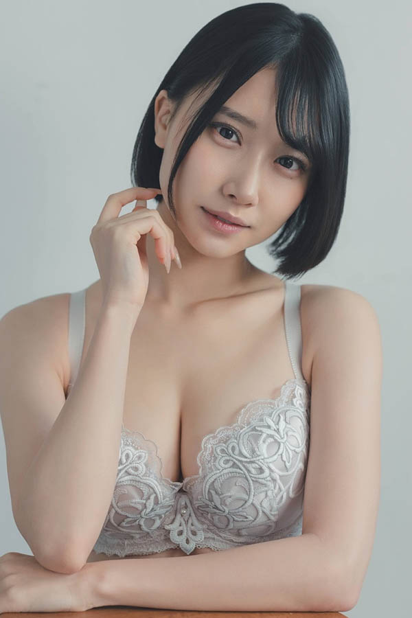 【ACR扑克】安达夕莉(SNOS-134) 让「童颜巨乳妹」待在混媚药的蒸气三温暖里，因敏感度满身汗发狂高潮…