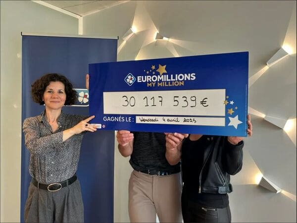 【ACR扑克】欧洲百万彩票大奖得主匿名领奖，背后故事曝光