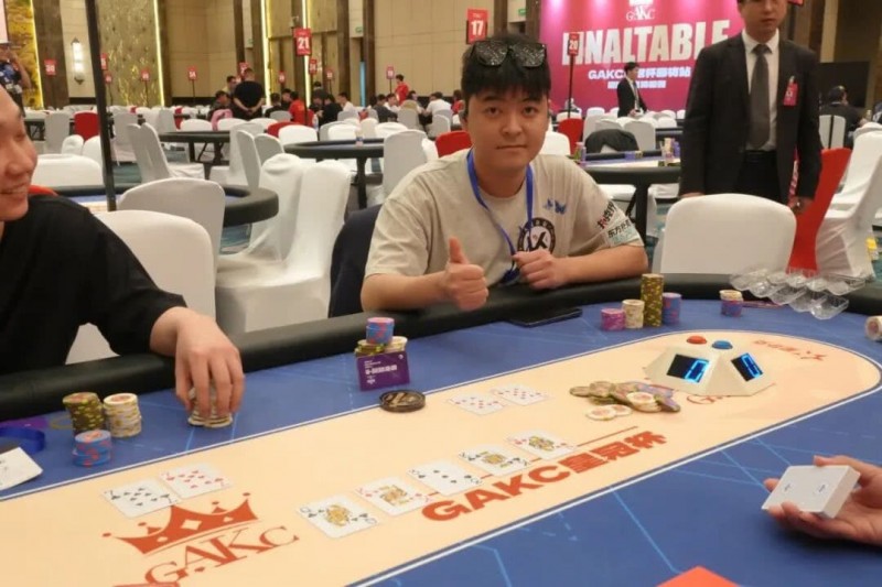 【ACR扑克】SWPT·广安站 | 从“抚仙湖杯”到SWPT,西南扑克标杆赛事华丽升级,首日战火点燃!马鹏龙斩获回馈赛冠军