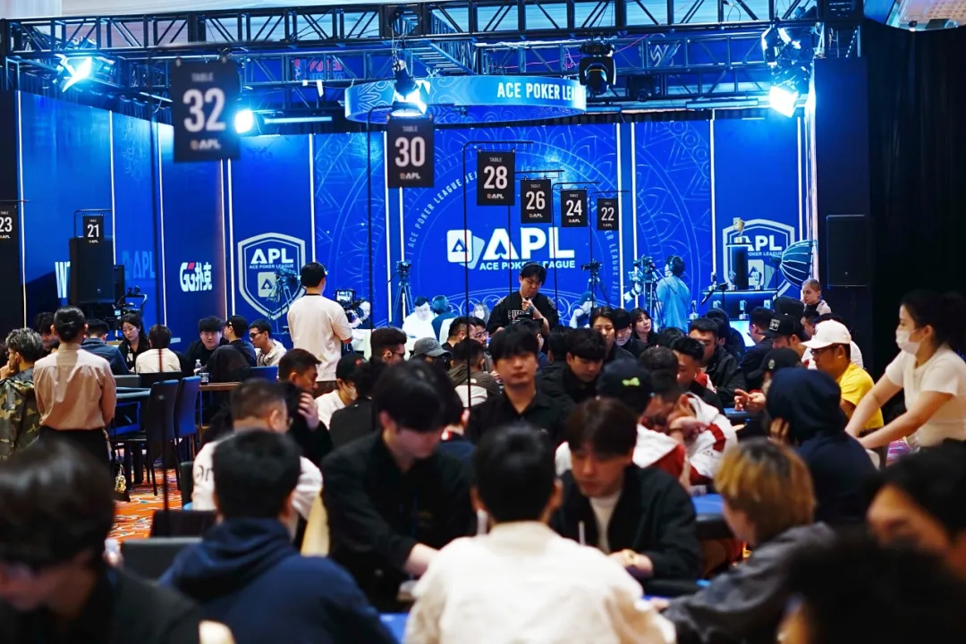 【ACR扑克】APL济州岛｜奖池狂飙破保！主赛C/D组合共260人次参赛39人晋级，李欢/Zhang Xugang分别登顶小组CL！明日主赛“末班车”等你抄底！