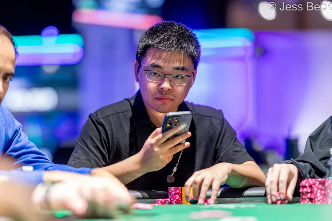 【ACR扑克】2026WSOP | 主赛剩62人,唐俊杰记分牌第七,携手Tianle Wang、章聪雅挺进Day7
