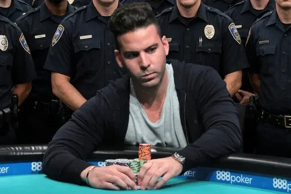 【ACR扑克】从WSOP冠军到面临25年刑期,他到底经历了什么?