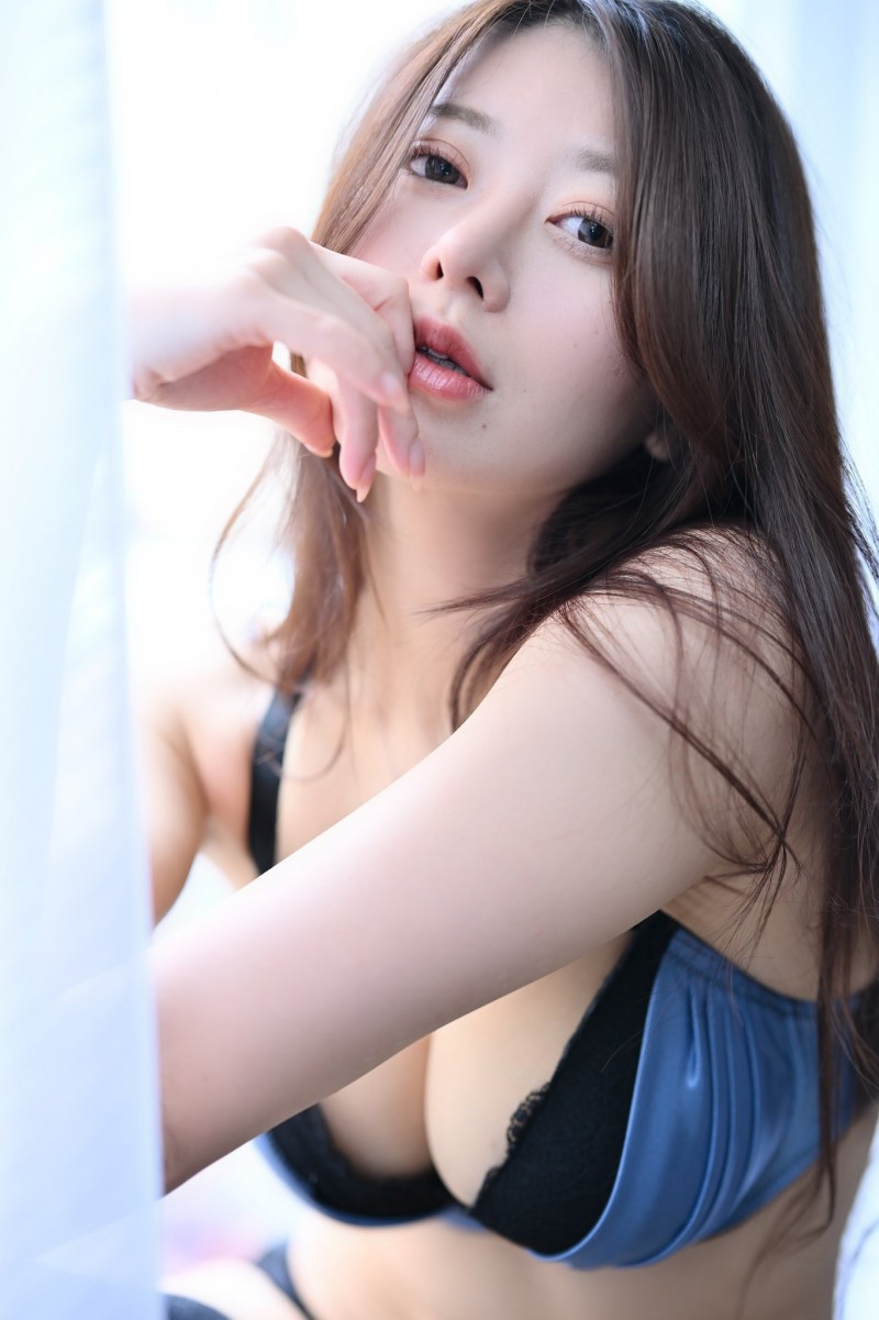 【ACR扑克】人见人爱的家庭主妇篠原伊代 (Iyo Shinohara) 荣获大奖!