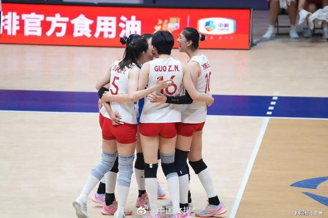 【ACR扑克】女排亚锦赛决赛中国2-3惜败泰国,惠若琪赛后点评:对手更亚洲化,我们需提升应变与强度
