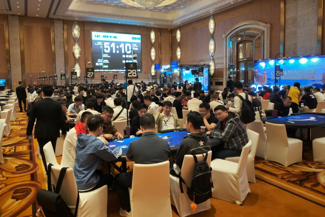 【ACR扑克】2026 CPG横琴|珠海烽烟再起!主赛第一轮A组512人参赛176人晋级,郑敬钭收获26.9万记分牌领跑