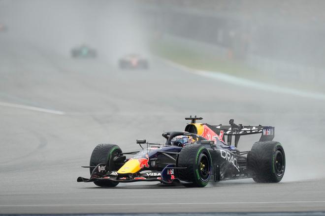 【ACR扑克】F1巴林大奖赛暖胎圈动力异常:国际汽联发布声明,软件更新后比赛正常进行