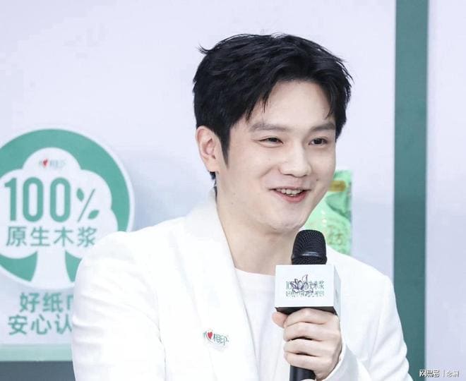 【ACR扑克】樊振东发文怒斥偷拍:以爱为名,也不能侵犯隐私