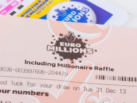 【ACR扑克】欧洲百万彩票大奖得主匿名领奖,背后故事曝光